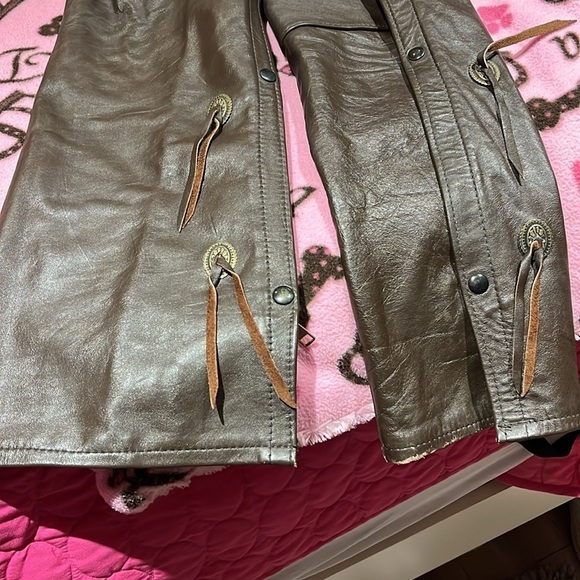 Custom LEATHER Riding Chaps - Picture 8 of 8